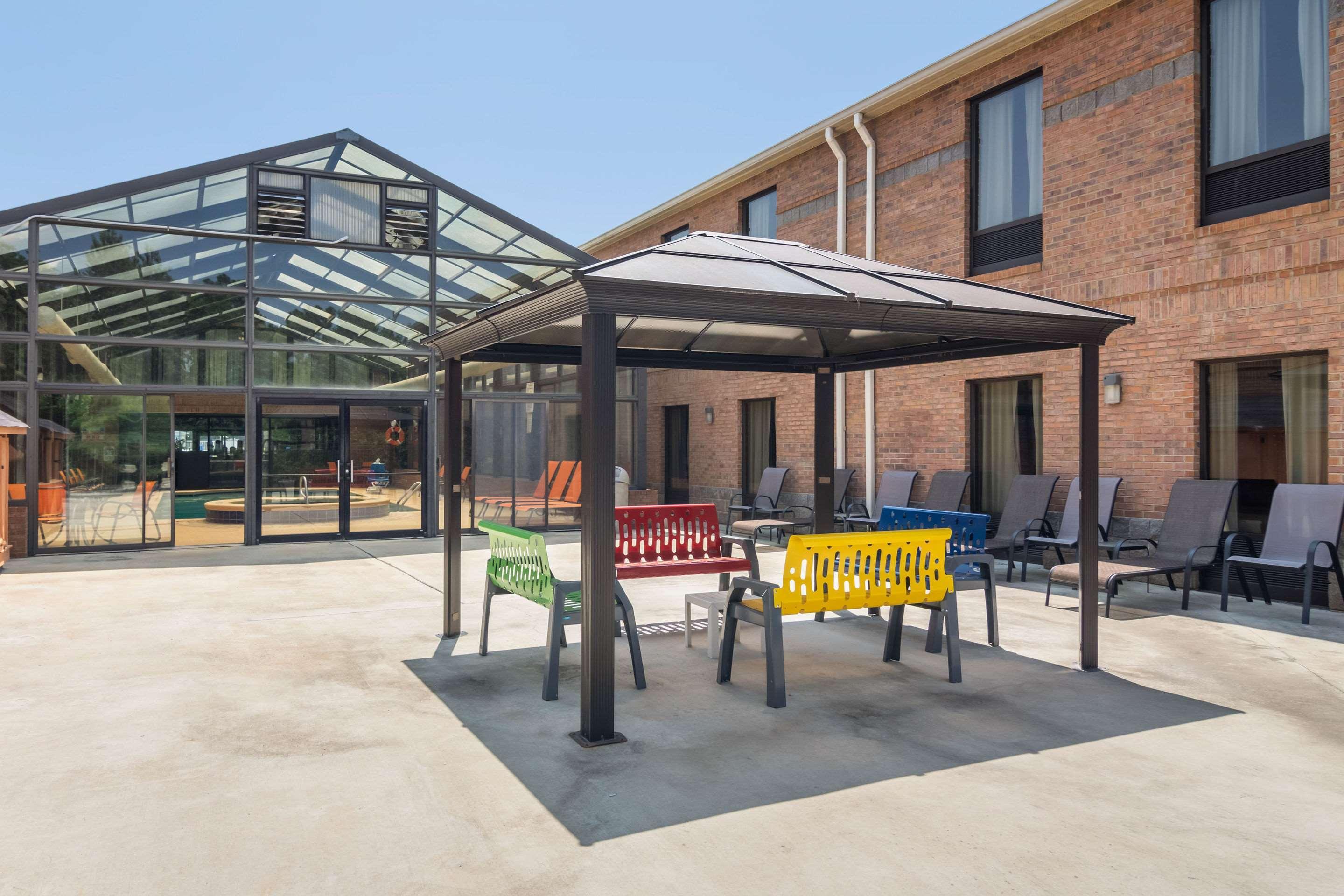 Comfort Inn & Suites Perry National Fairgrounds Area Εξωτερικό φωτογραφία
